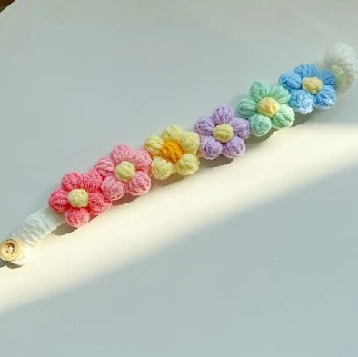 COLLAR TEJIDO CON FLORES