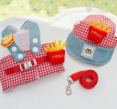 PECHERA CON GORRA Y CORREA DE PAPAS FRITAS