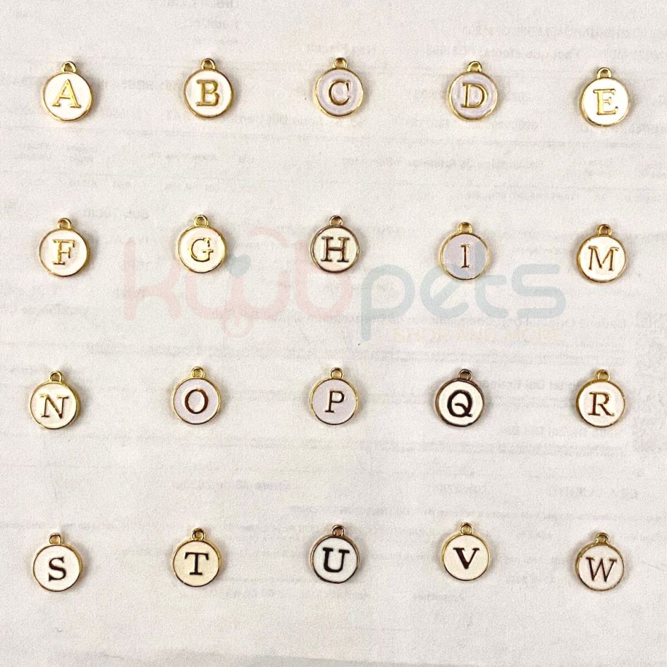 Dije Inicial Circulo Blanco con Inicial Dorada