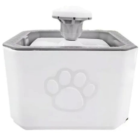 FUENTE PARA GATO